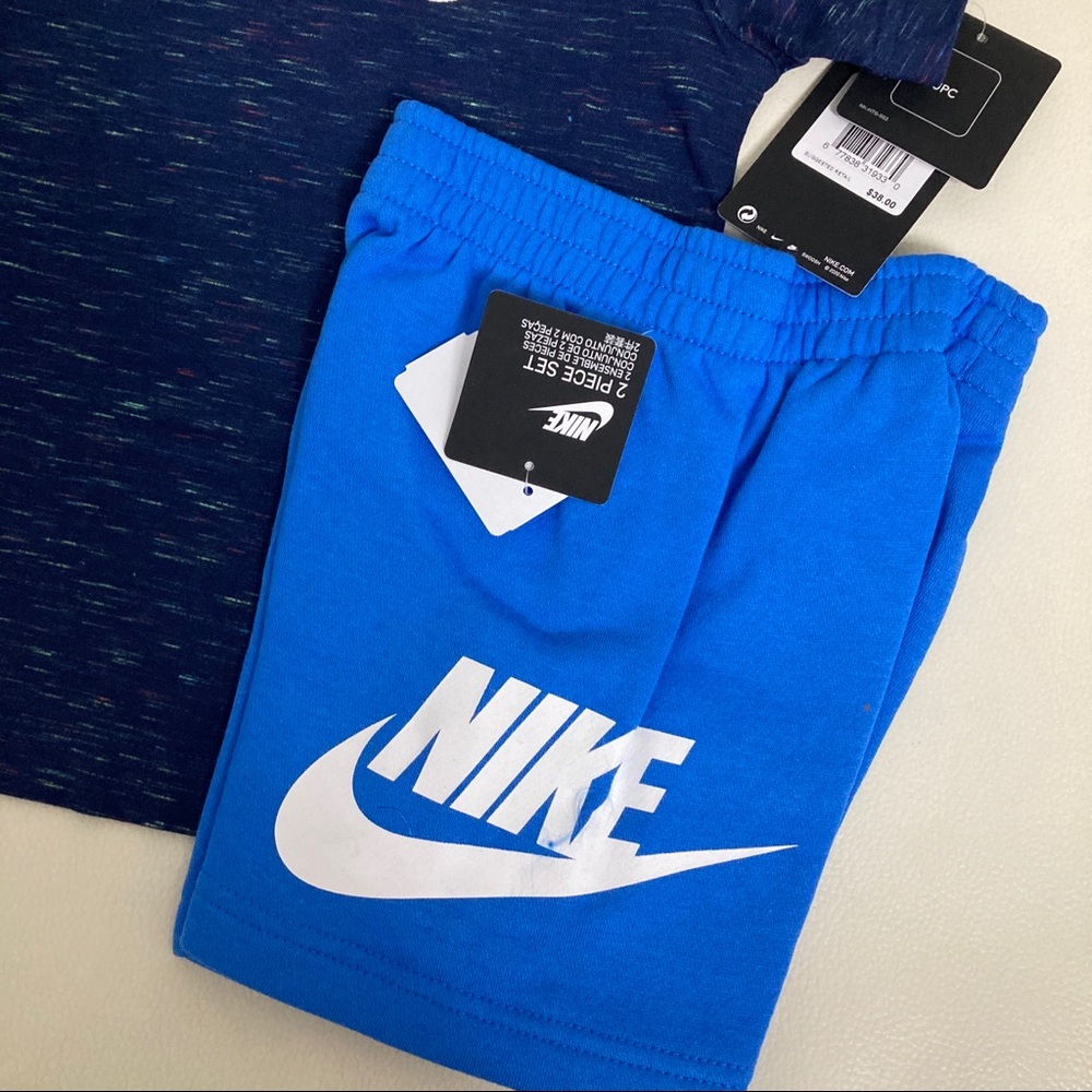 Nike boys cute 2-piece shorts set - Picture 4 of 5